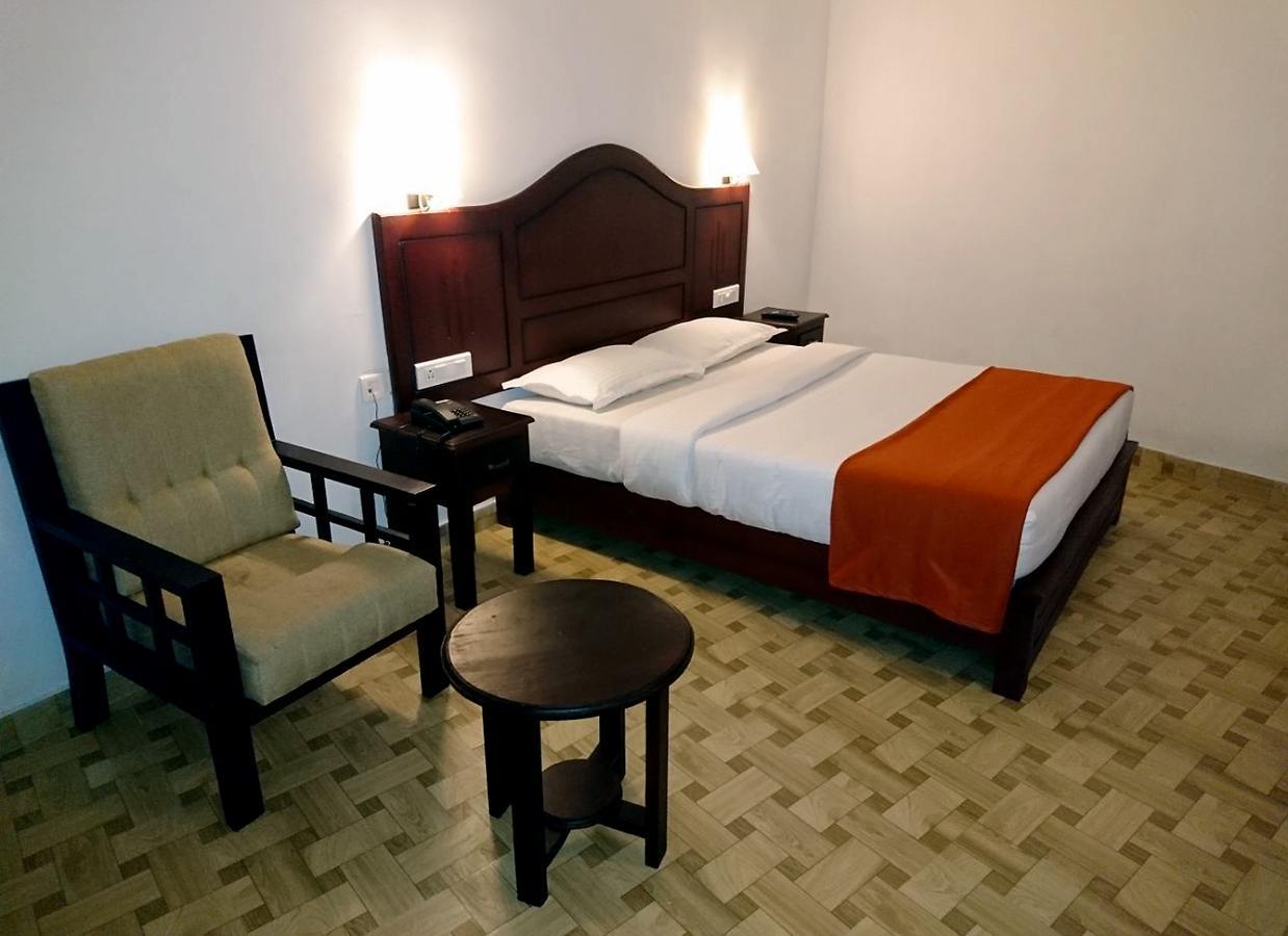 Natura Inn Munnar Esterno foto
